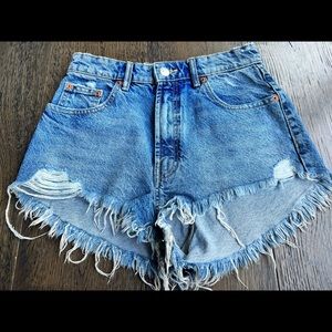 Zara High Rise Denim Jean Shorts size 6